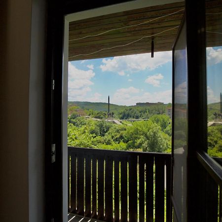 Apartments Panorama ヴェリコ・タルノヴォ エクステリア 写真